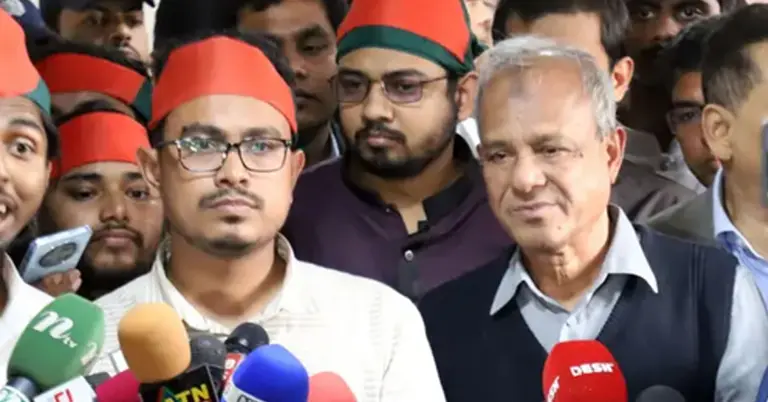 সাদিক কায়েম ও স্বরাষ্ট্র উপদেষ্টা